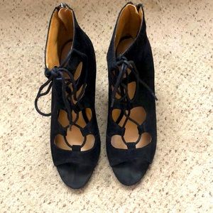 Black suede Nine West heel booties